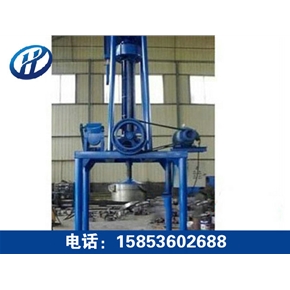 Vertical squeezing cement pipe making machine