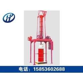 Vertical squeezing cement pipe making machine